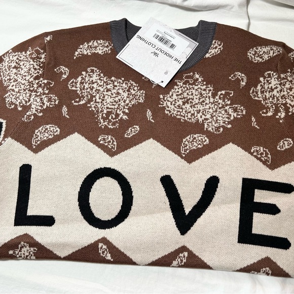 In the Spirit of Love sweater by THC S. Small or Large men’s Medium & XL women’s - Picture 6 of 11